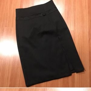 United Colors of Benetton Black Skirt Size 2